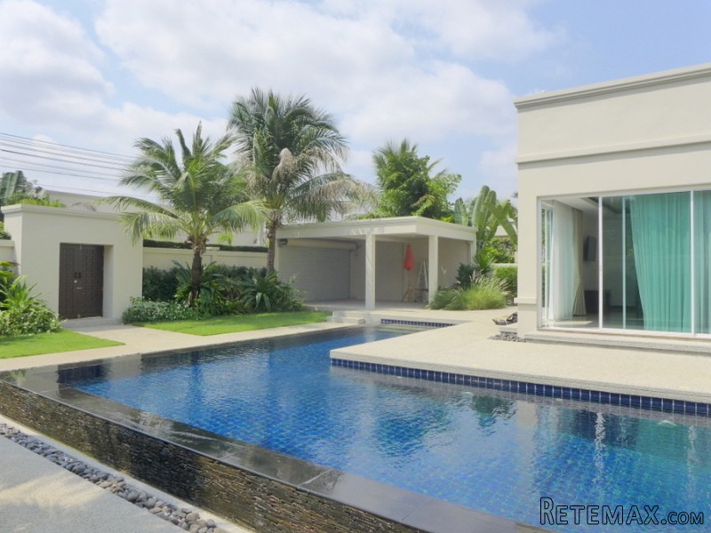 The Vineyard 1: award-winning 3 bedroom..