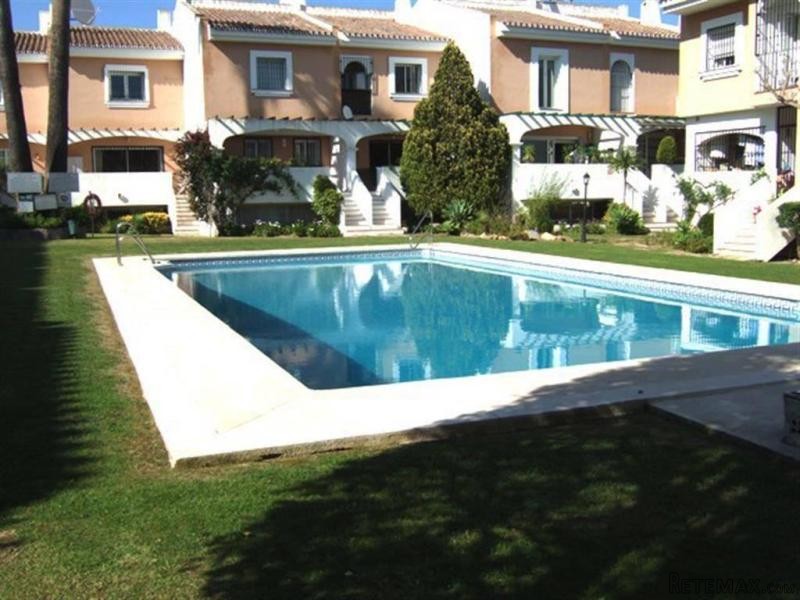 4 bedroom town house for sale - 2