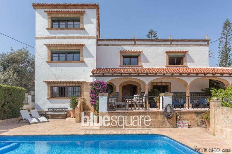 4 Bedroom Character Detached Villa Javea
