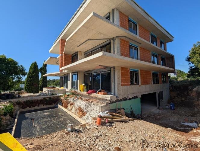 Rovinj, luksuzan stan u vili s pogledom na more S3