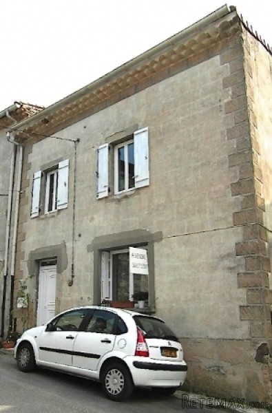 Spacious Village House With 4 Bedrooms..
