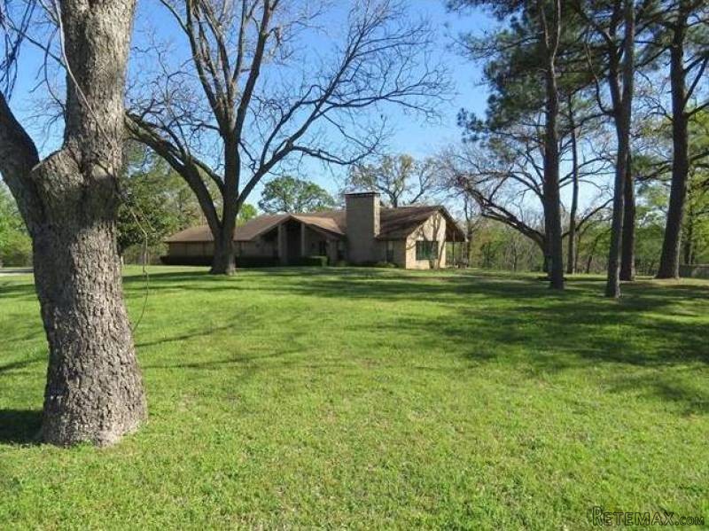 3 bedroom Property For Sale: 408 Sheryl.. - 2