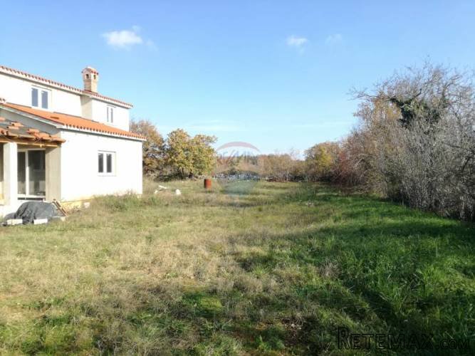 ISTRA,OKOLICA VODNJANA KUĆA U VISOKOM ROH BAU - 2