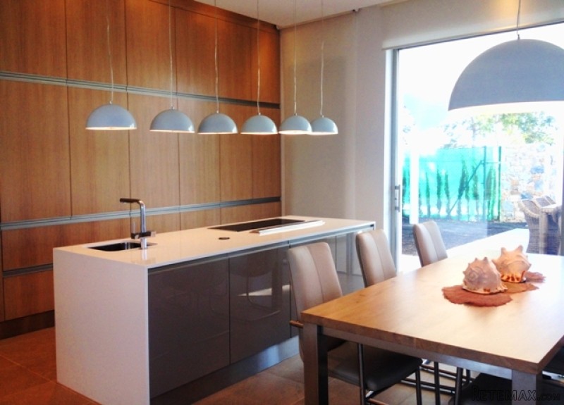 Villa For Sale In Villamartin Spsnb0590 - 2