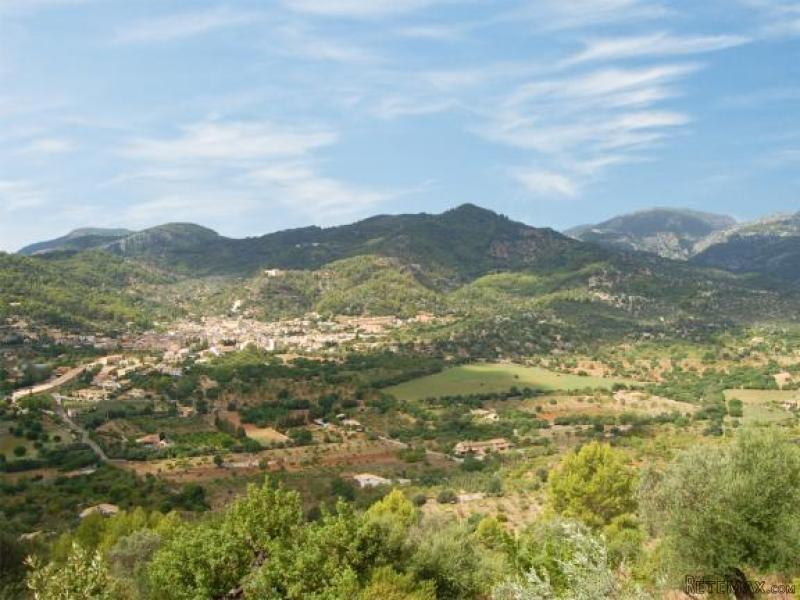 Building Plot With Amazing Panoramic..