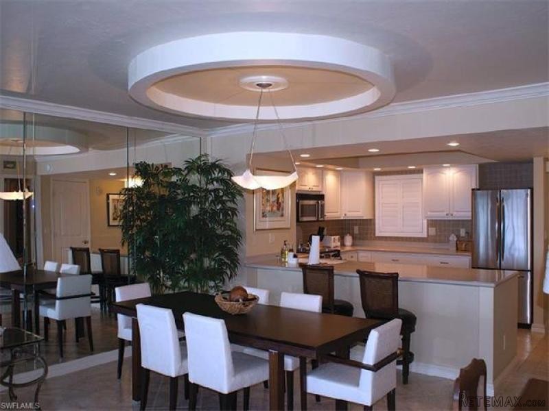 2 bedroom Condominium For Sale: Fort.. - 2