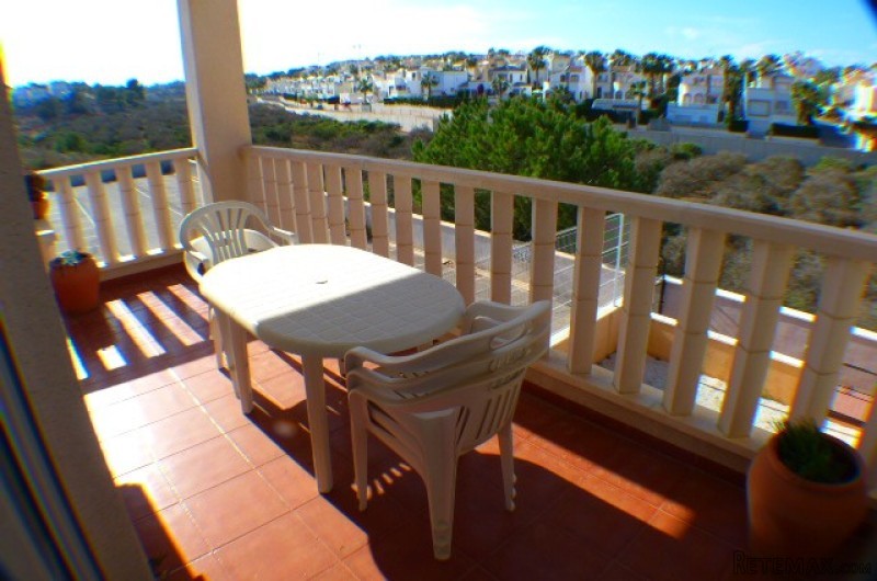 2 Bedrooms Apartment For Sale - 2