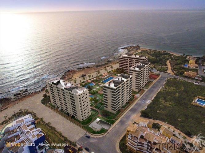 Apartment with frontal sea views, 3 bedrooms, 2 bathrooms.. - 2