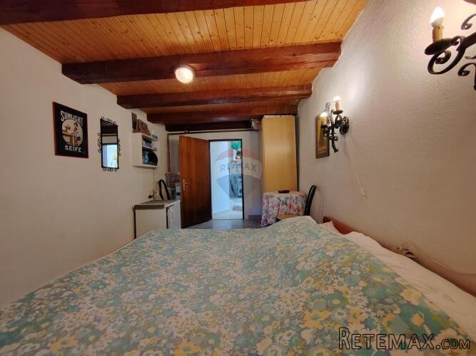 OTOK KRK,MALINSKA-autohtona kamena villa 100 metara do centr - 2