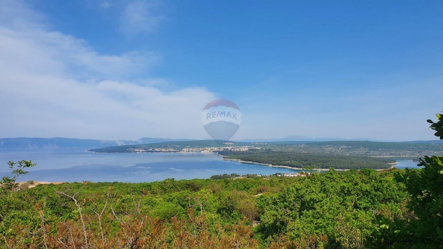 Otok Krk-poljoprivredno zemljište 3528m2 s pogledom na more - 2