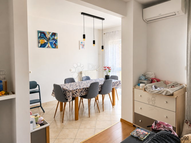 Pazin - Renoviran stan 60 m² s 2 terase |Parking - 2
