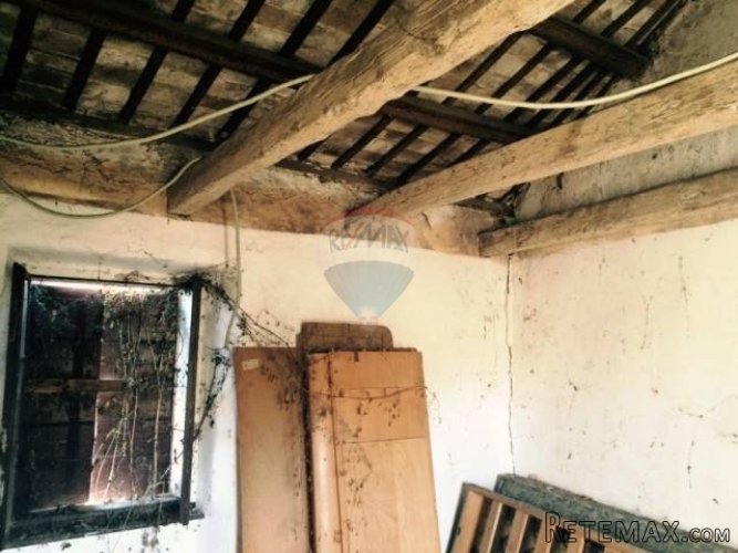 Stara Istarska kamena kuća za adaptaciju - 4