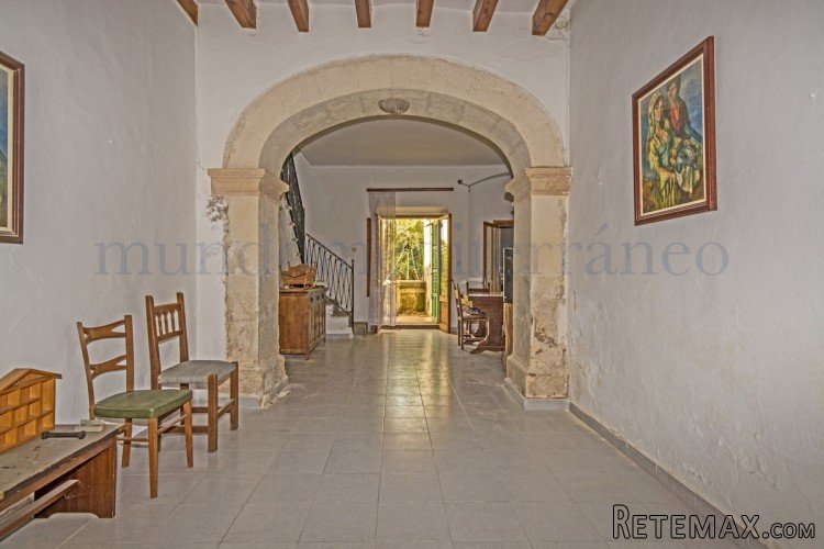 Excellent large townhouse a "Casa Señorial" to restore in.. - 3