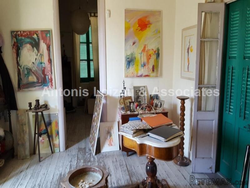 Traditional/Art Detached House - 2