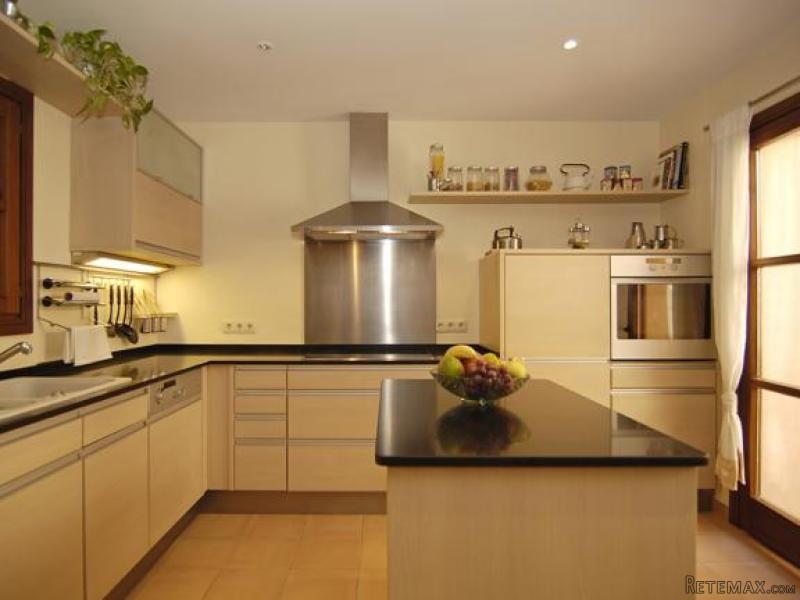 Spectacular Townhouse With A Small Plot.. - 2