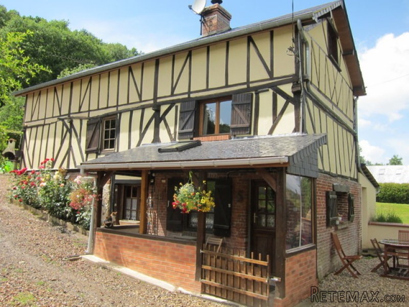 Stunning Character House with Nice..