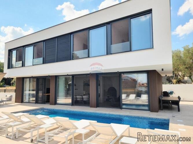 Istra, Rovinj okolica - luksuzna villa 5 zvjezdica