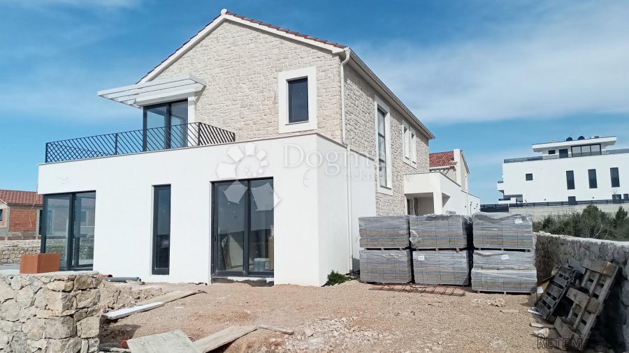 VODICE - UNIKATNA VILA V03 - SA PREKRASNIM POGLEDOM - 2