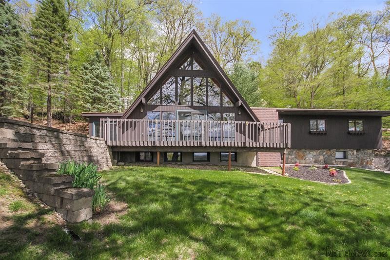 3 bedroom House For Sale: 3 Mountain..