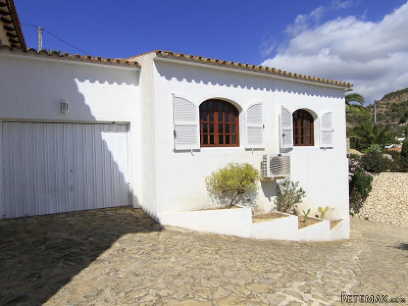4 Bedrooms - Villa - Alicante - For Sale - 2