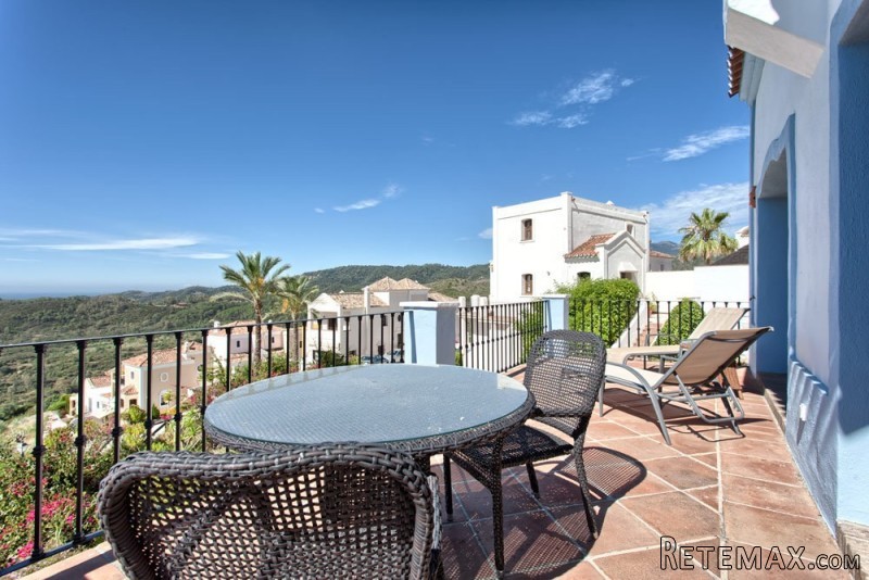 2 Bedrooms - Townhouse - For Sale - 2