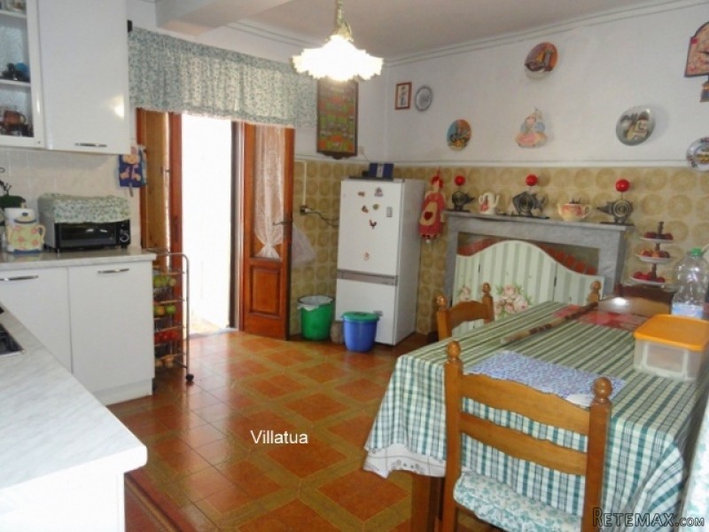 Village/town House - For Sale - - EUR..