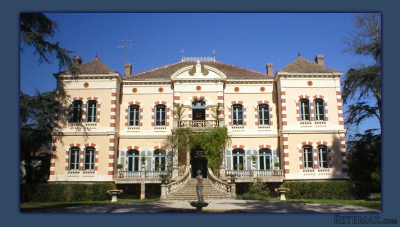 A Charming And Fully Restored 19th..