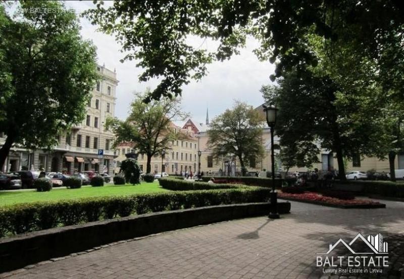 Elegant Apartment In A Quiet Part Of.. - 2
