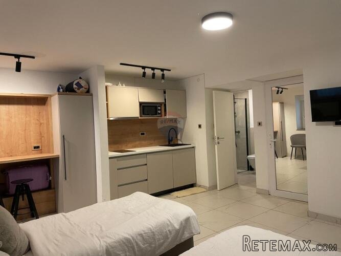 Rijeka, Centar, Garsonjera 25 m2, za najam - 2