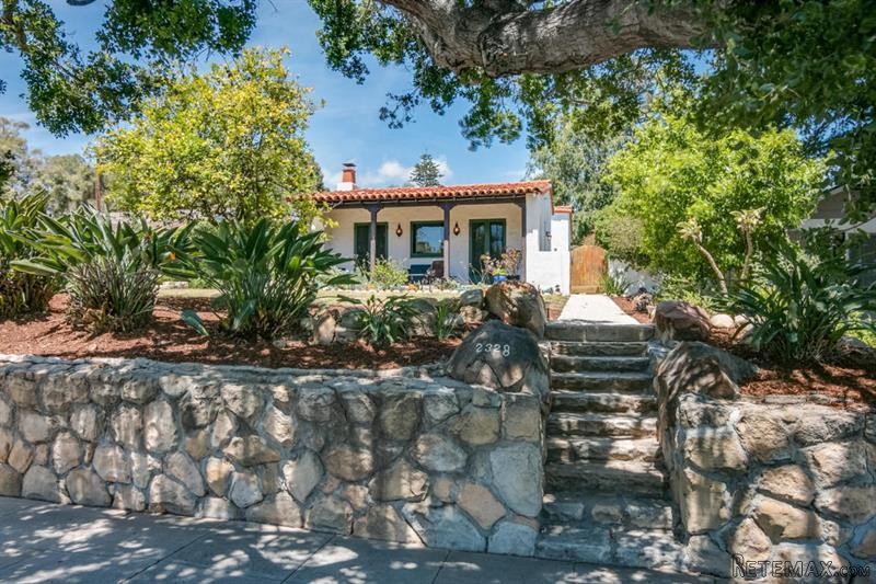 3 bedroom House For Sale: 2328 State..