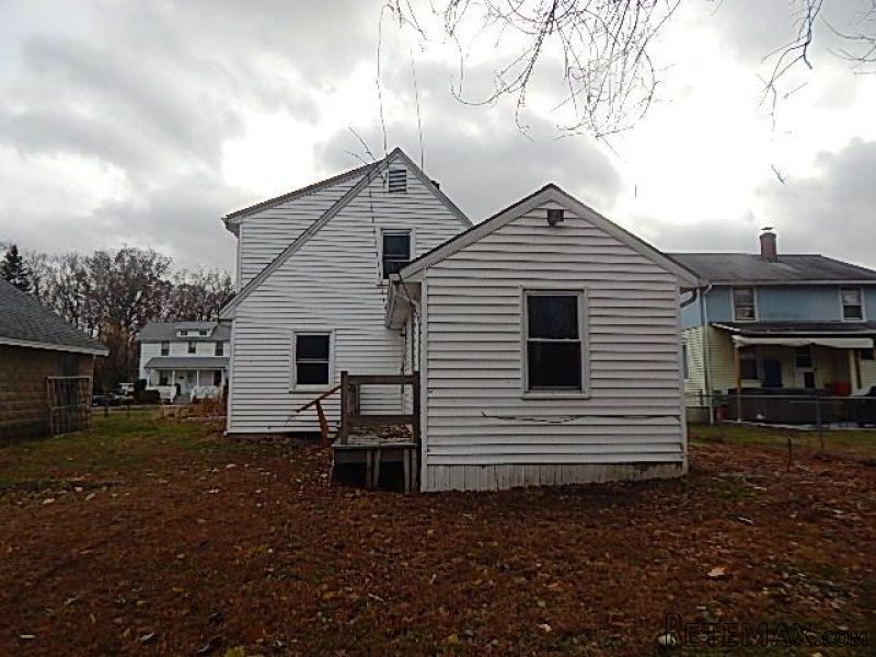 41 Whiton Street Windsor Locks, CT.. - 2
