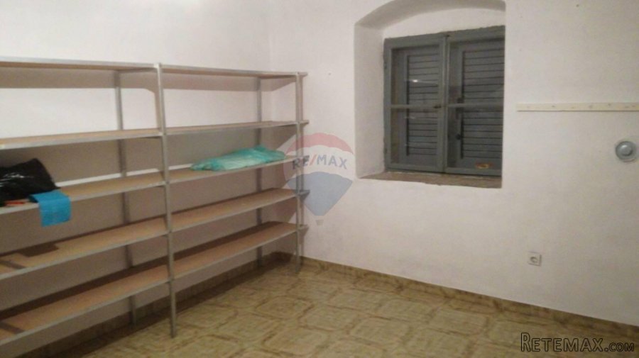 Motovun, kamena kuća s lijepim pogledom - 3