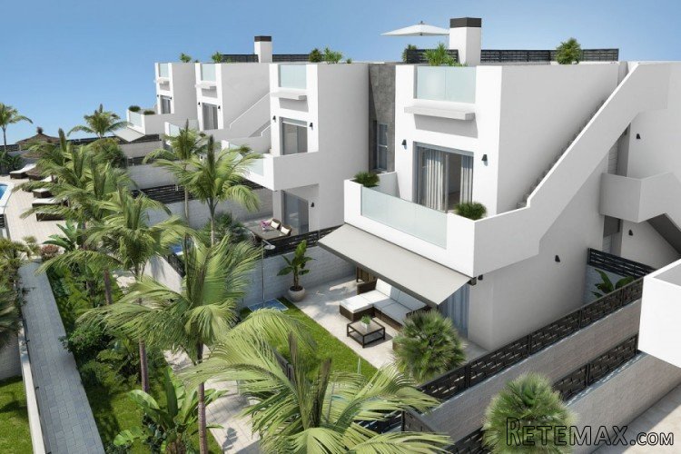 Los bungalows se ubican en un complejo residencial..
