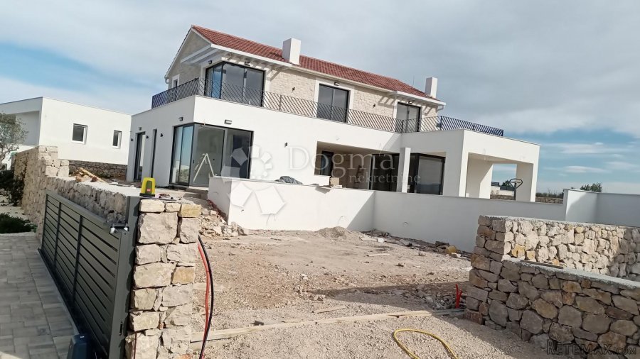 VODICE - UNIKATNA VILA V01 - SA PREKRASNIM POGLEDOM - 4