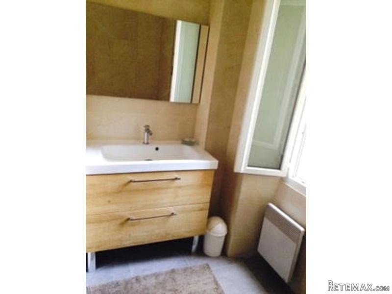 Spacious And Bright 3 Bed Apartment.. - 2