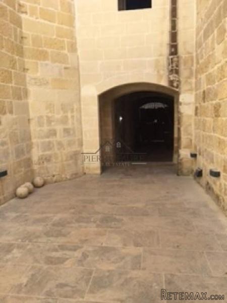 House Of Character - Tarxien