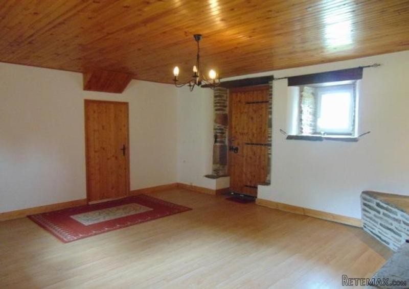 6 Bedroom Farm House For Sale - 2