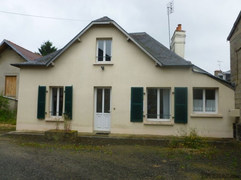 Neat Traditional House, Nice Location