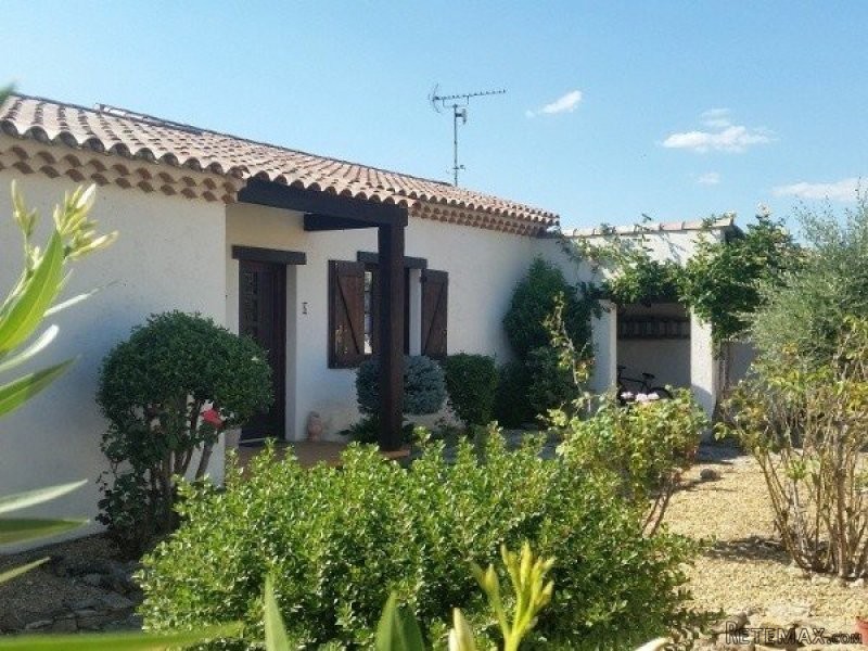 Single Storey Villa With Garden.. - 2
