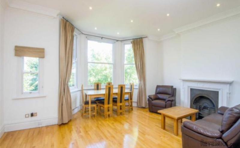 Flat 3, 12 Greencroft Gardens
