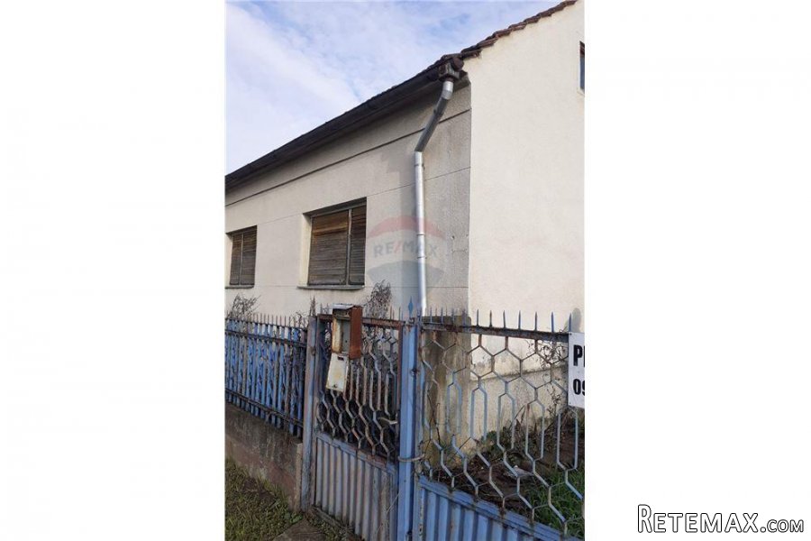 Gorrnji Kućan kuća za renoviranje - 2