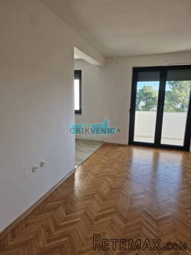 Malinska, stan 88 m2 sa dva balkona - 2