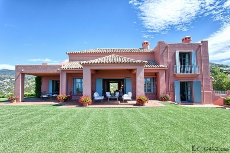 HM5O2836 - Villa For sale in Marbella..