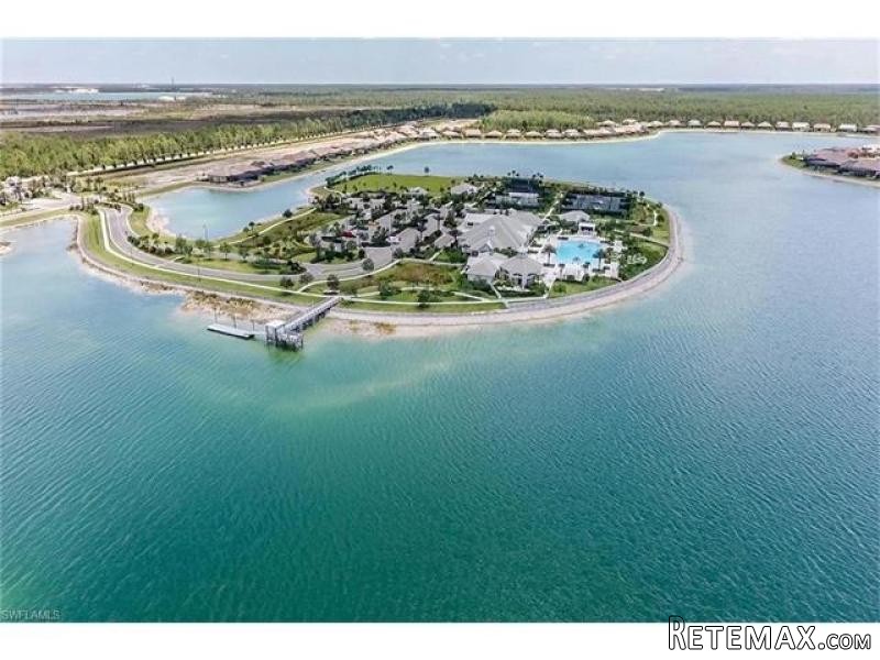 3 bedroom Residence For Sale: Estero..