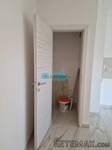 Malinska, stan 88 m2 sa dva balkona - 7