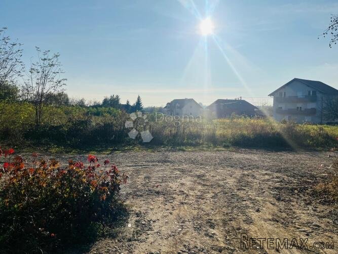 GRAĐEVINSKO ZEMLJIŠTE NA DOBROJ LOKACIJI, PRODAJA! - 2