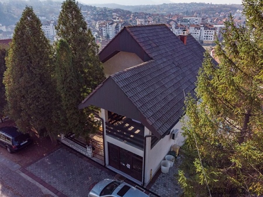 Kuca sa bazenom-Loznica - 11