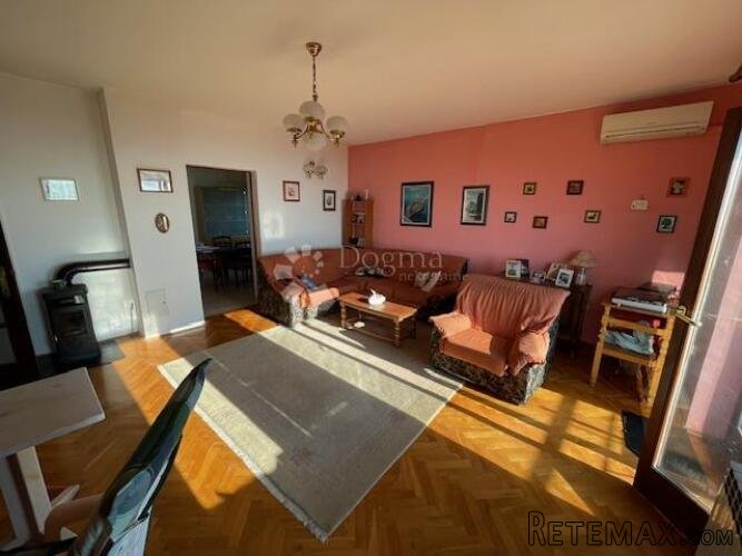 Kantrida -350m2,p+1+2 ,p.prostor 40m2,okućnice 750m2 - 2