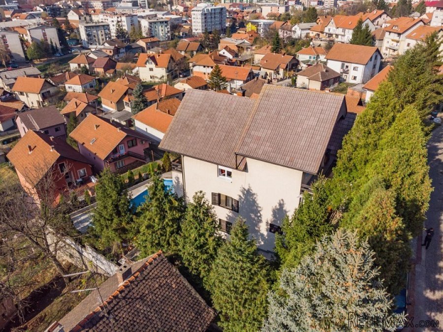 Kuca sa bazenom-Loznica - 12