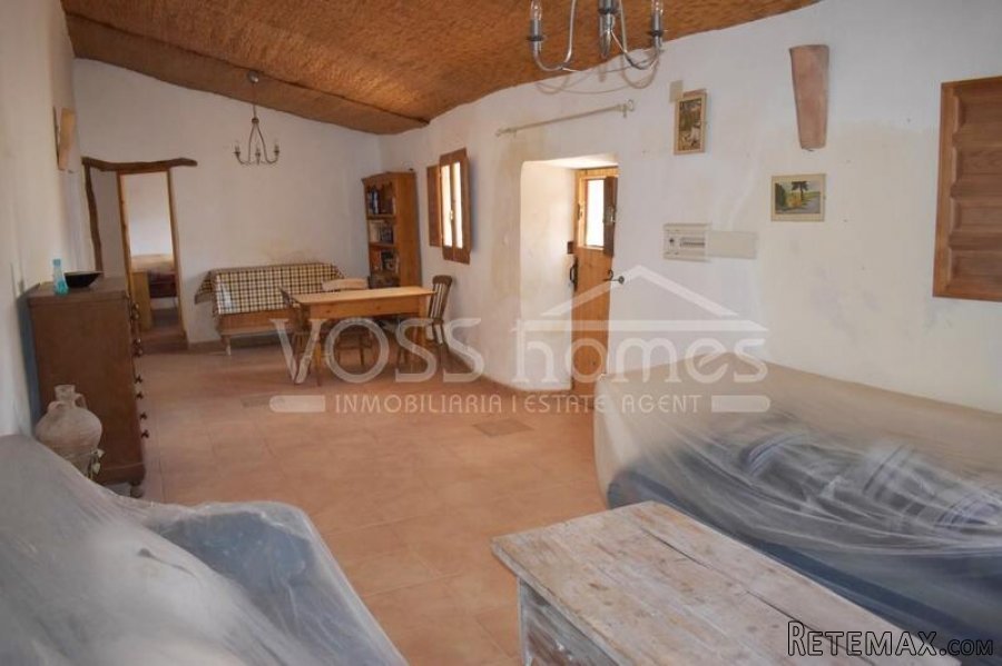 EXCLUSIVE LISTING TO VOSS HOMES - A spacious, full of.. - 13